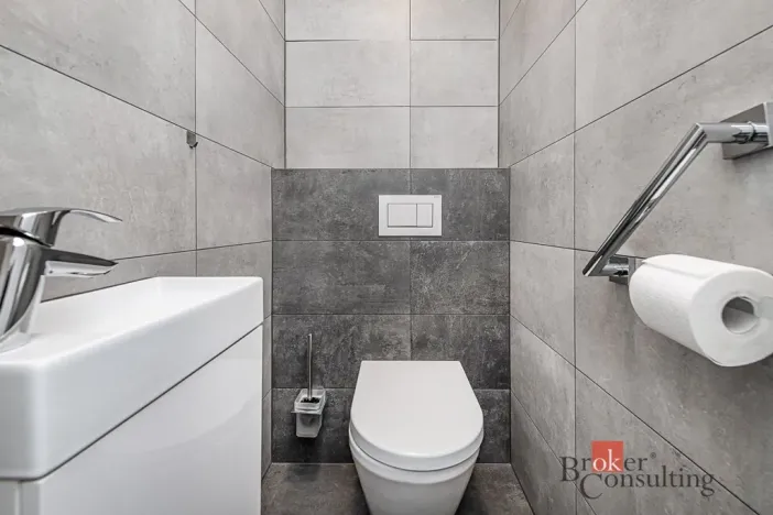 Pronájem bytu 2+1, Praha - Radotín, náměstí Osvoboditelů, 70 m2