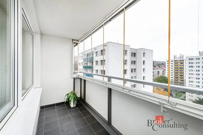 Pronájem bytu 2+1, Praha - Radotín, náměstí Osvoboditelů, 70 m2