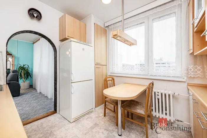 Pronájem bytu 2+1, Praha - Radotín, náměstí Osvoboditelů, 70 m2