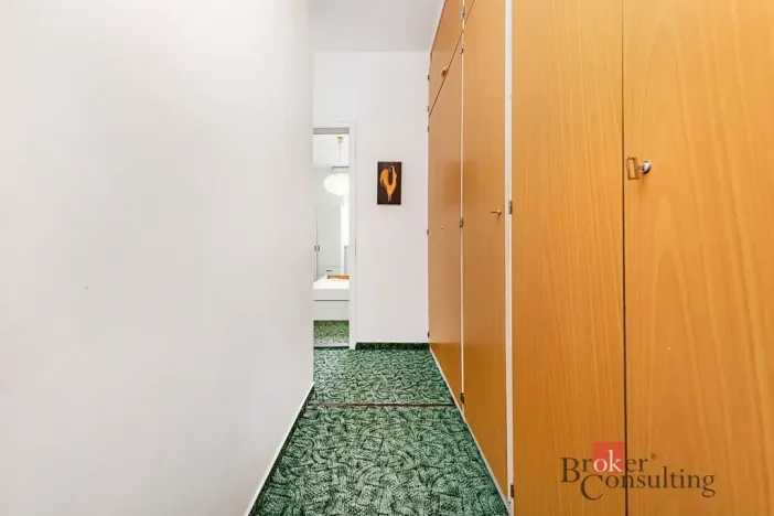 Pronájem bytu 2+1, Praha - Radotín, náměstí Osvoboditelů, 70 m2