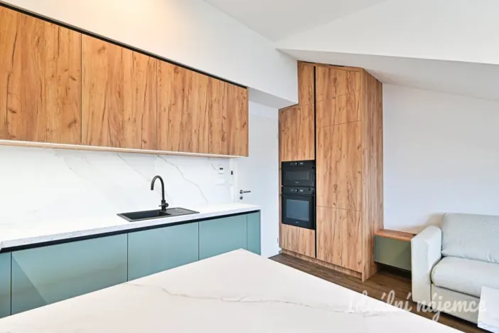 Pronájem bytu 1+kk, Brno - Židenice, Škrochova, 33 m2