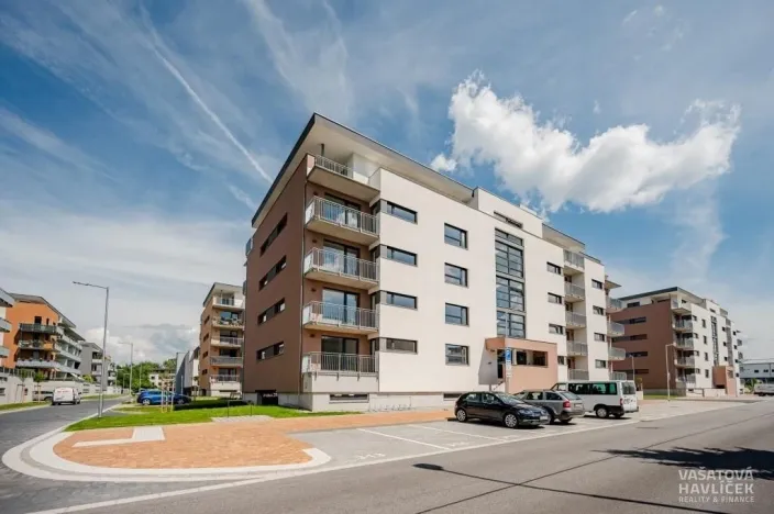 Pronájem bytu 2+kk, Hradec Králové, Antonína Petrofa, 53 m2