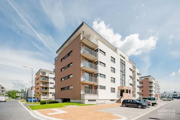 Pronájem bytu 2+kk, Hradec Králové, Antonína Petrofa, 53 m2
