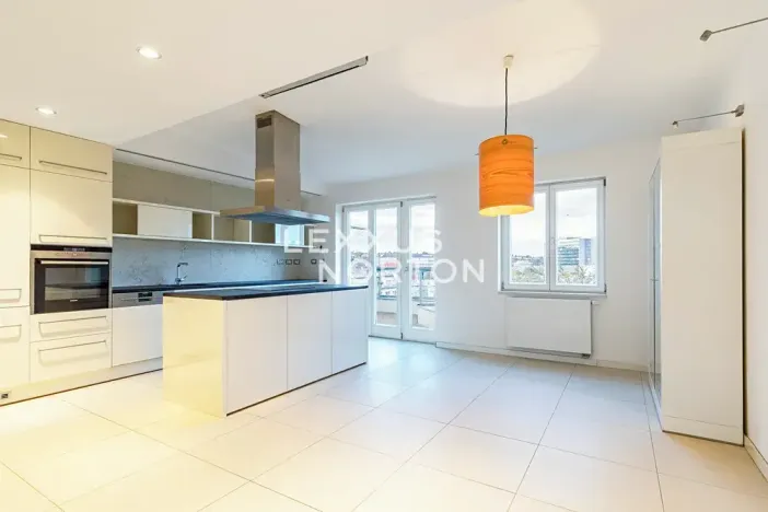 Pronájem bytu 5+kk, Praha - Dejvice, Evropská, 205 m2