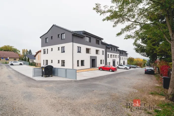 Prodej bytu 1+kk, Břasy, 42 m2
