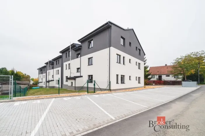 Prodej bytu 1+kk, Břasy, 42 m2