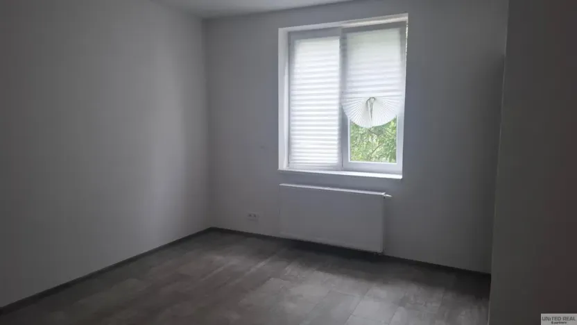 Pronájem bytu 2+kk, Pardubice - Zelené Předměstí, Milheimova, 54 m2
