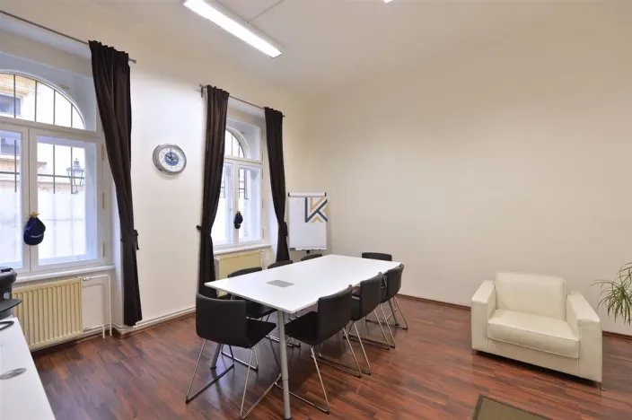 Pronájem obchodního prostoru, Praha, Klimentská, 228 m2