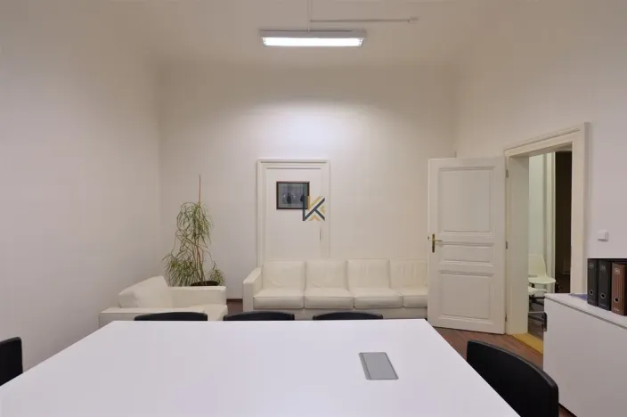 Pronájem obchodního prostoru, Praha, Klimentská, 228 m2
