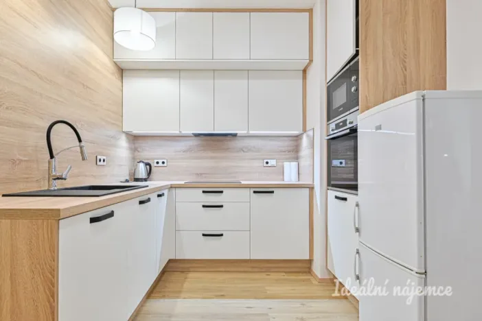 Pronájem bytu 6+kk a větší, Blansko, Zdíkova, 120 m2