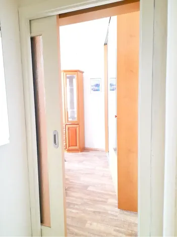 Pronájem bytu 1+kk, Praha - Bubeneč, Ve struhách, 33 m2