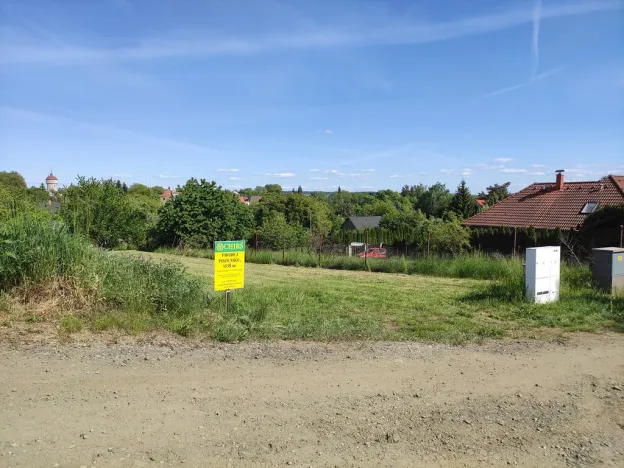 Prodej pozemku, Týnec nad Labem, Lžovická, 1538 m2