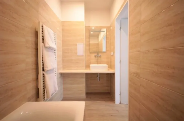 Pronájem bytu 2+kk, Praha - Vršovice, Košická, 43 m2
