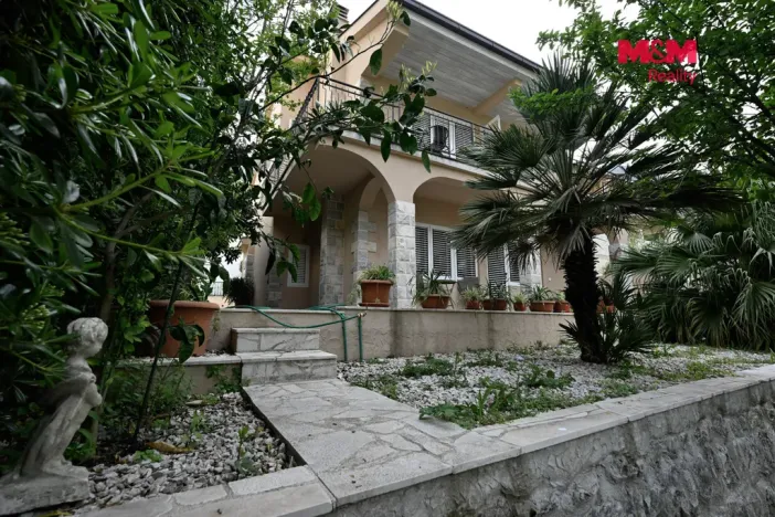 Prodej rodinného domu, Přelouč, B. Němcové, 160 m2