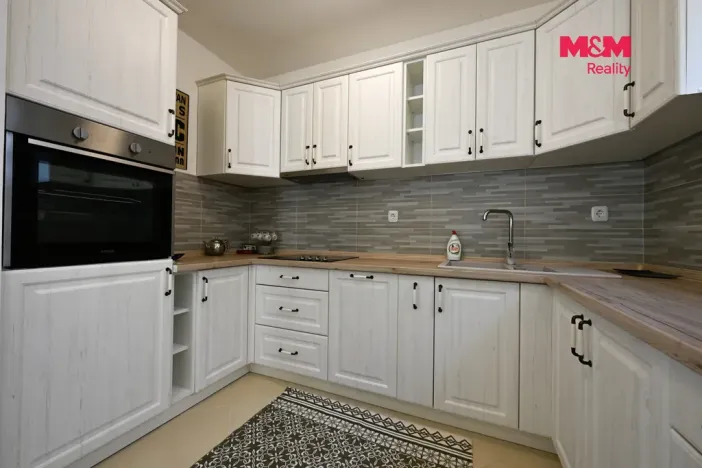 Prodej rodinného domu, Přelouč, B. Němcové, 350 m2