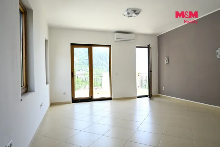 Prodej rodinného domu, Přelouč, B. Němcové, 350 m2