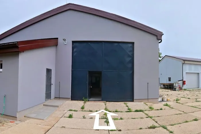 Pronájem skladu, Hředle, 243 m2
