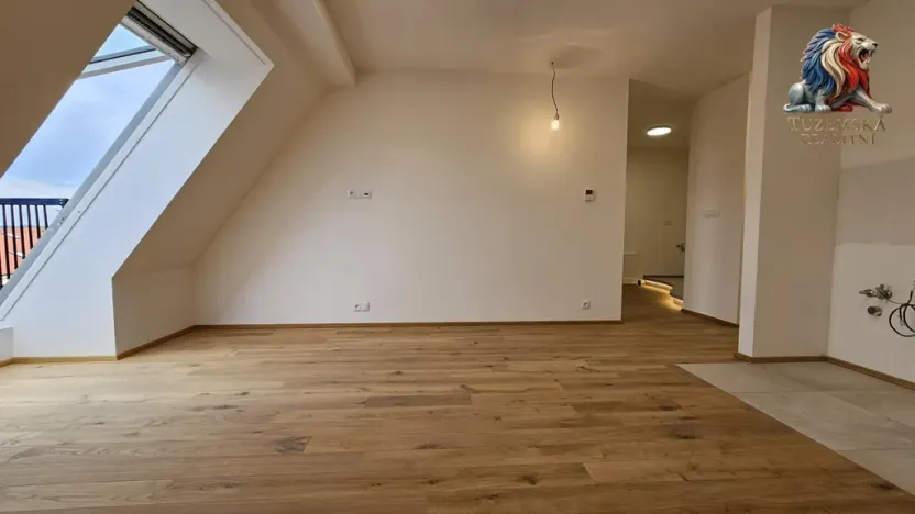Prodej bytu 2+kk, Bystřice nad Pernštejnem, Masarykovo náměstí, 50 m2