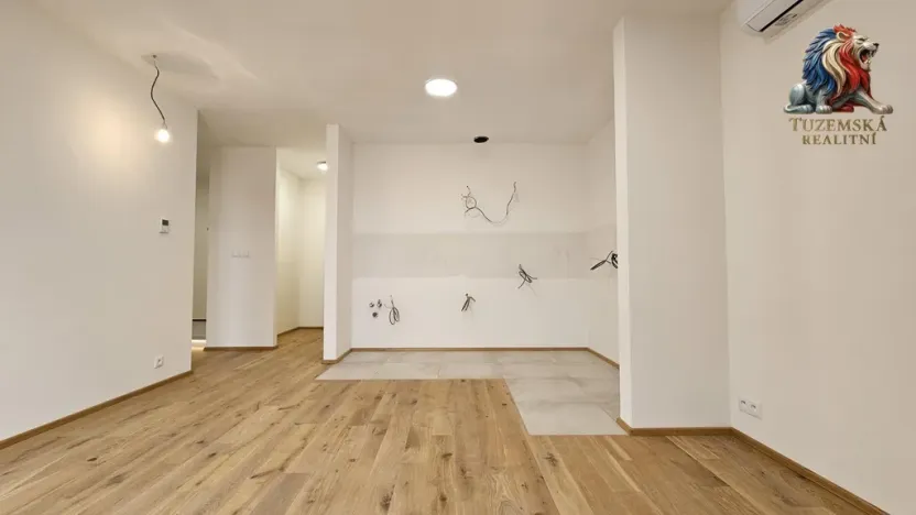 Prodej bytu 2+kk, Bystřice nad Pernštejnem, Masarykovo náměstí, 50 m2