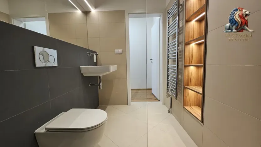 Prodej bytu 2+kk, Bystřice nad Pernštejnem, Masarykovo náměstí, 50 m2