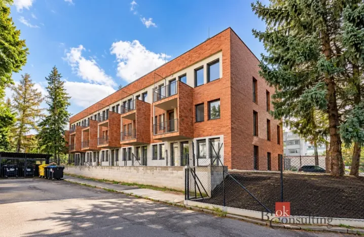 Pronájem bytu 2+kk, Praha - Zbraslav, Elišky Přemyslovny, 36 m2