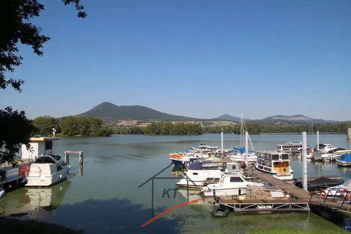 Prodej rodinného domu, Píšťany, 160 m2