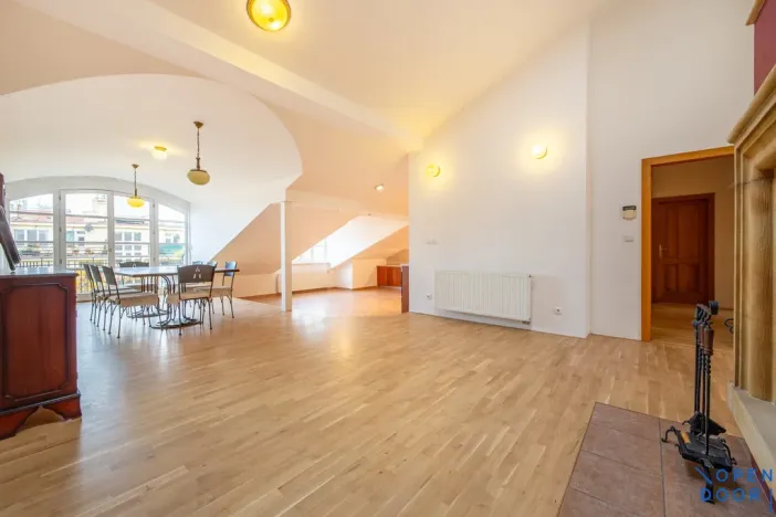Pronájem bytu 5+kk, Praha - Vinohrady, U Havlíčkových sadů, 295 m2