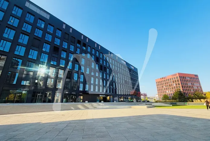 Pronájem kanceláře, Praha - Karlín, Rohanské nábřeží, 337 m2