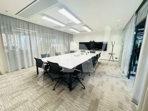 Pronájem kanceláře, Praha - Holešovice, Dělnická, 840 m2