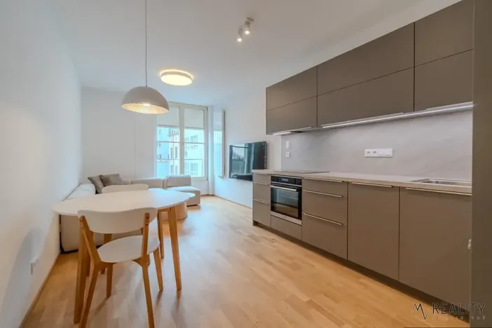 Pronájem bytu 2+kk, Ostrava, Dlouhá, 58 m2