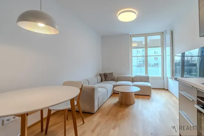 Pronájem bytu 2+kk, Ostrava, Dlouhá, 58 m2