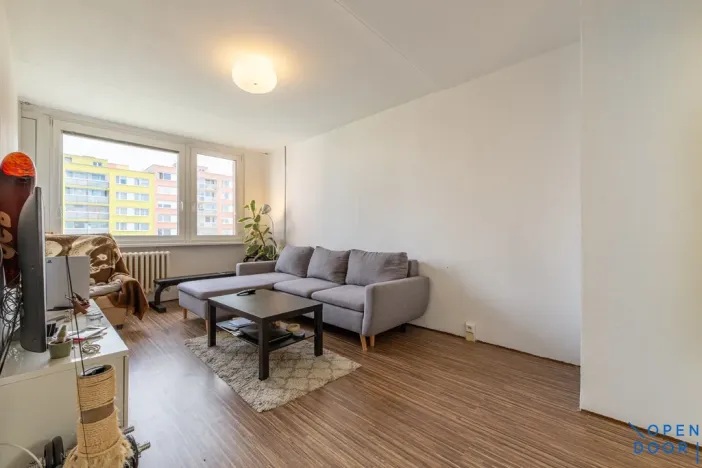 Pronájem bytu 2+kk, Praha - Kamýk, Smotlachova, 47 m2