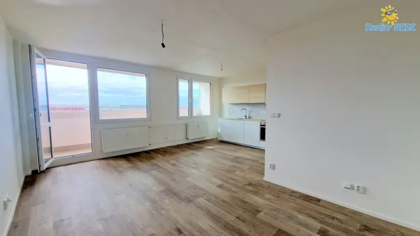 Pronájem bytu 3+kk, Praha - Střížkov, Jablonecká, 75 m2