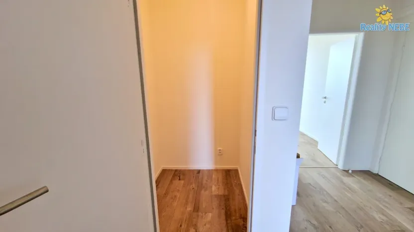 Pronájem bytu 3+kk, Praha - Střížkov, Jablonecká, 75 m2