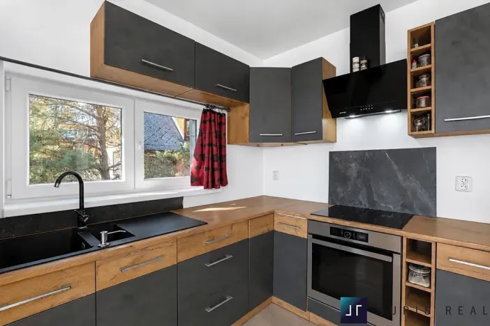 Prodej rodinného domu, Březová-Oleško, Dubí II., 162 m2