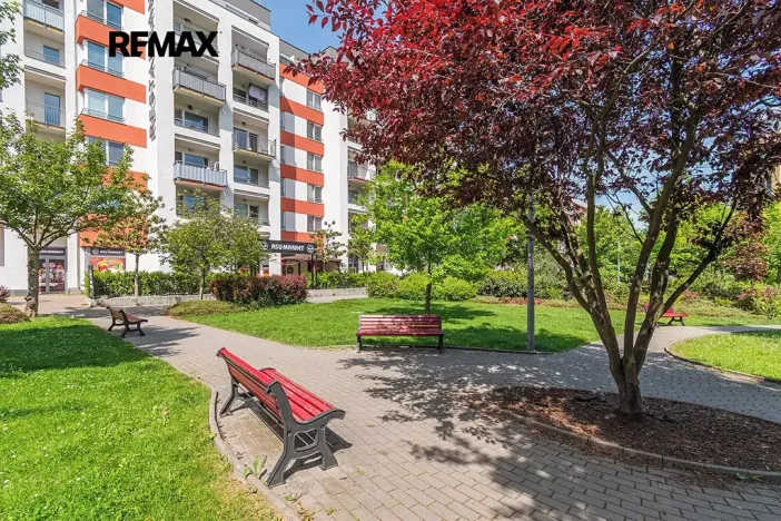 Pronájem bytu 2+kk, Praha - Zličín, Sazovická, 48 m2