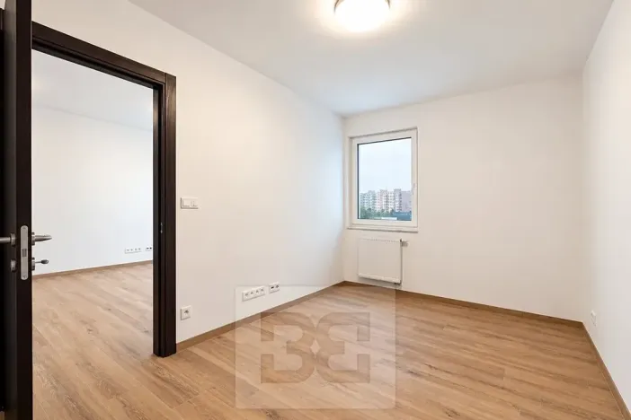 Pronájem bytu 2+kk, České Budějovice, Generála Klapálka, 55 m2