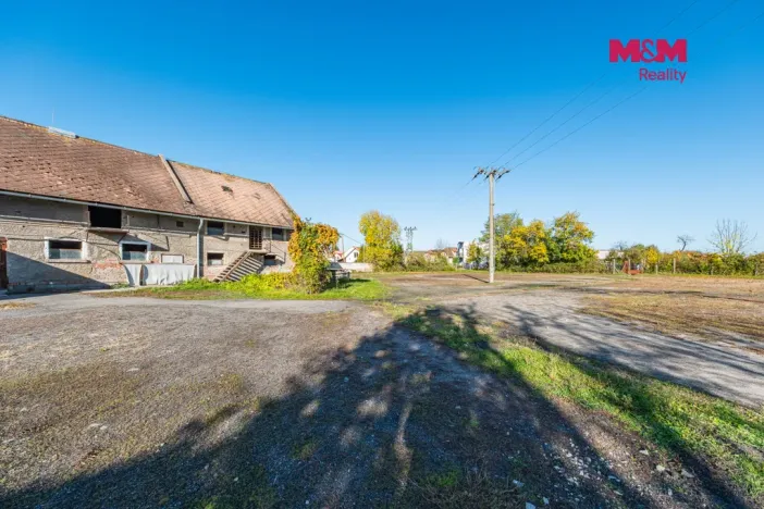 Prodej zemědělské usedlosti, Dobrovice - Libichov, 300 m2