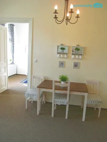 Prodej bytu 4+kk, Mariánské Lázně, Třebízského, 82 m2