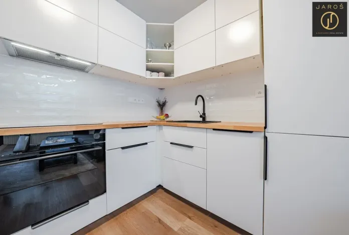 Prodej bytu 2+kk, Kladno, Vojtěcha Lanny, 37 m2