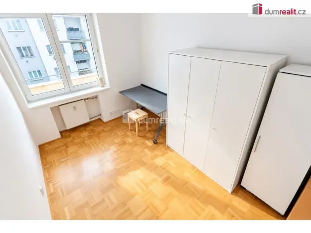 Prodej bytu 3+kk, Praha - Podolí, Dvorecké náměstí, 71 m2