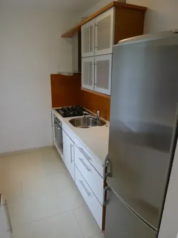 Pronájem bytu 2+1, Praha - Kobylisy, Šimůnkova, 49 m2