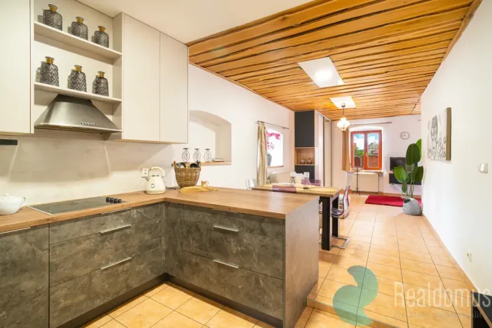 Prodej výrobních prostor, Radošovice, 1075 m2