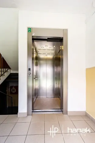 Pronájem bytu 2+1, Olomouc, tř. Svornosti, 45 m2