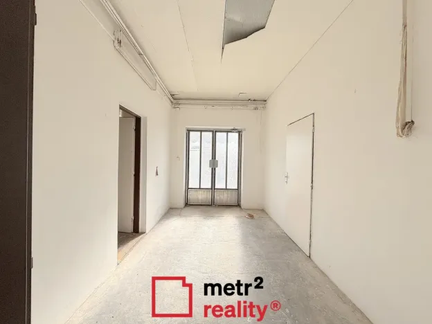 Pronájem obchodního prostoru, Olomouc, Holická, 300 m2