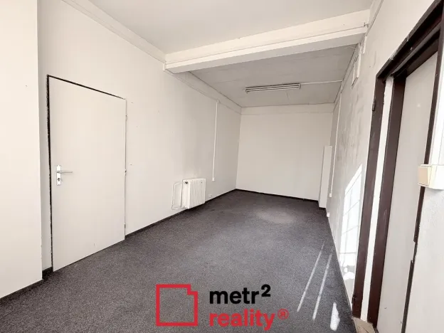 Pronájem obchodního prostoru, Olomouc, Holická, 300 m2