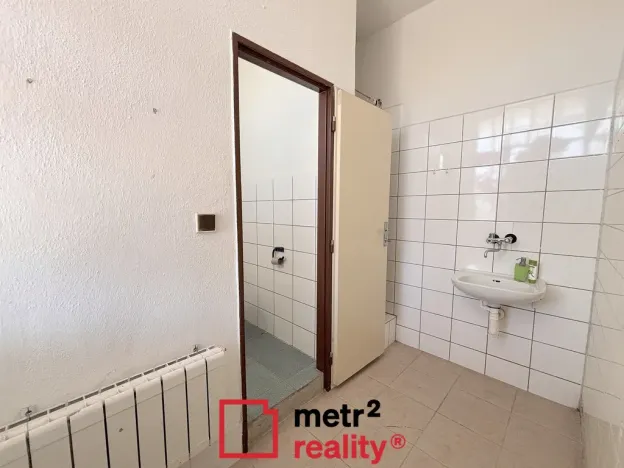 Pronájem obchodního prostoru, Olomouc, Holická, 300 m2