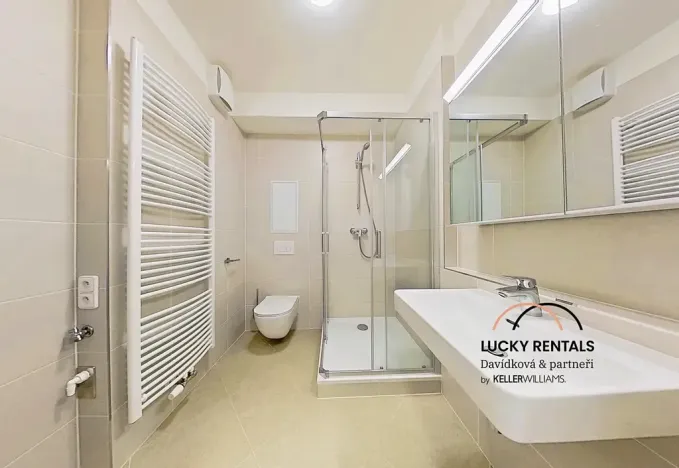 Pronájem bytu 1+kk, Kralupy nad Vltavou, Nádražní, 24 m2