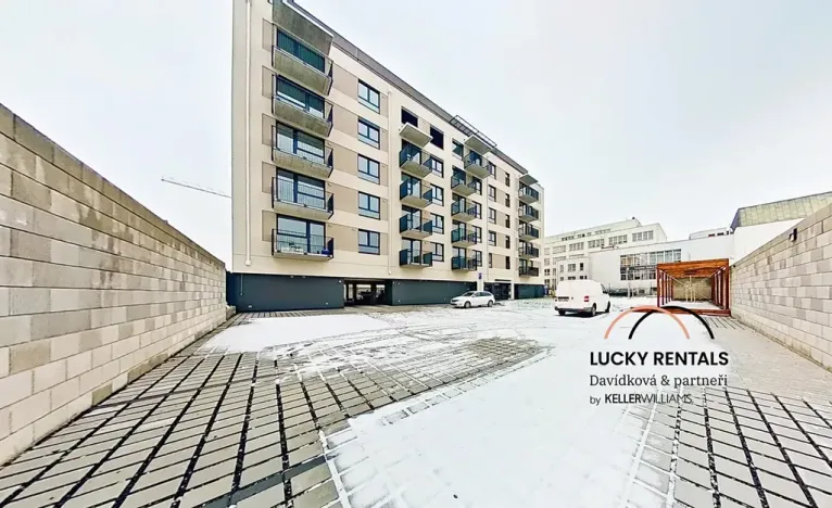 Pronájem bytu 1+kk, Kralupy nad Vltavou, Nádražní, 24 m2