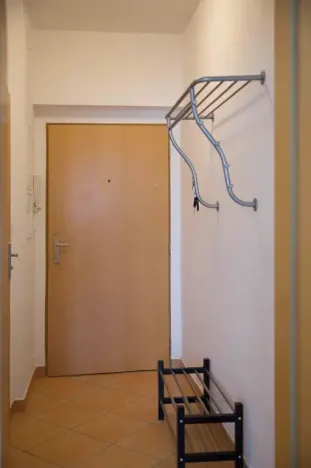 Pronájem bytu 1+kk, Praha - Kunratice, Merhoutova, 30 m2